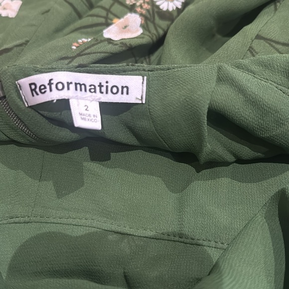 Reformation  Persis Dress in lomita green floral mockneck long sleeve - Picture 3 of 6